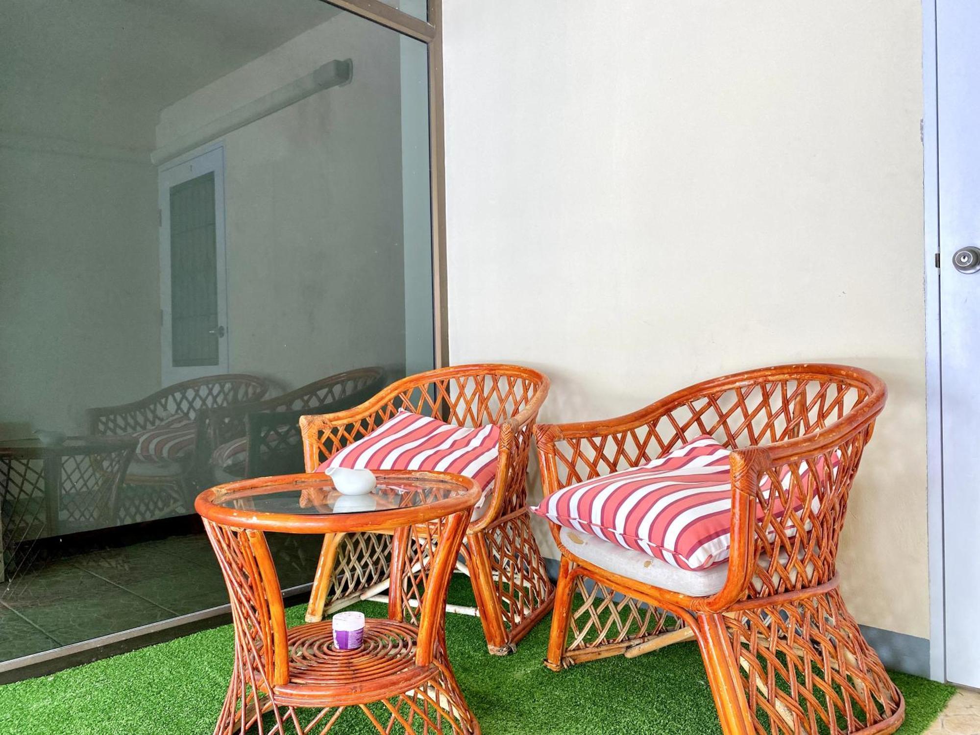 Patong Adventure Hostel Eksteriør billede
